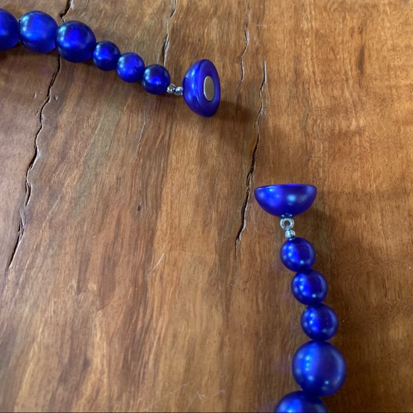 CHRISTINA DeFALCO Blue Resin Lucite Necklace - Picture 3 of 5